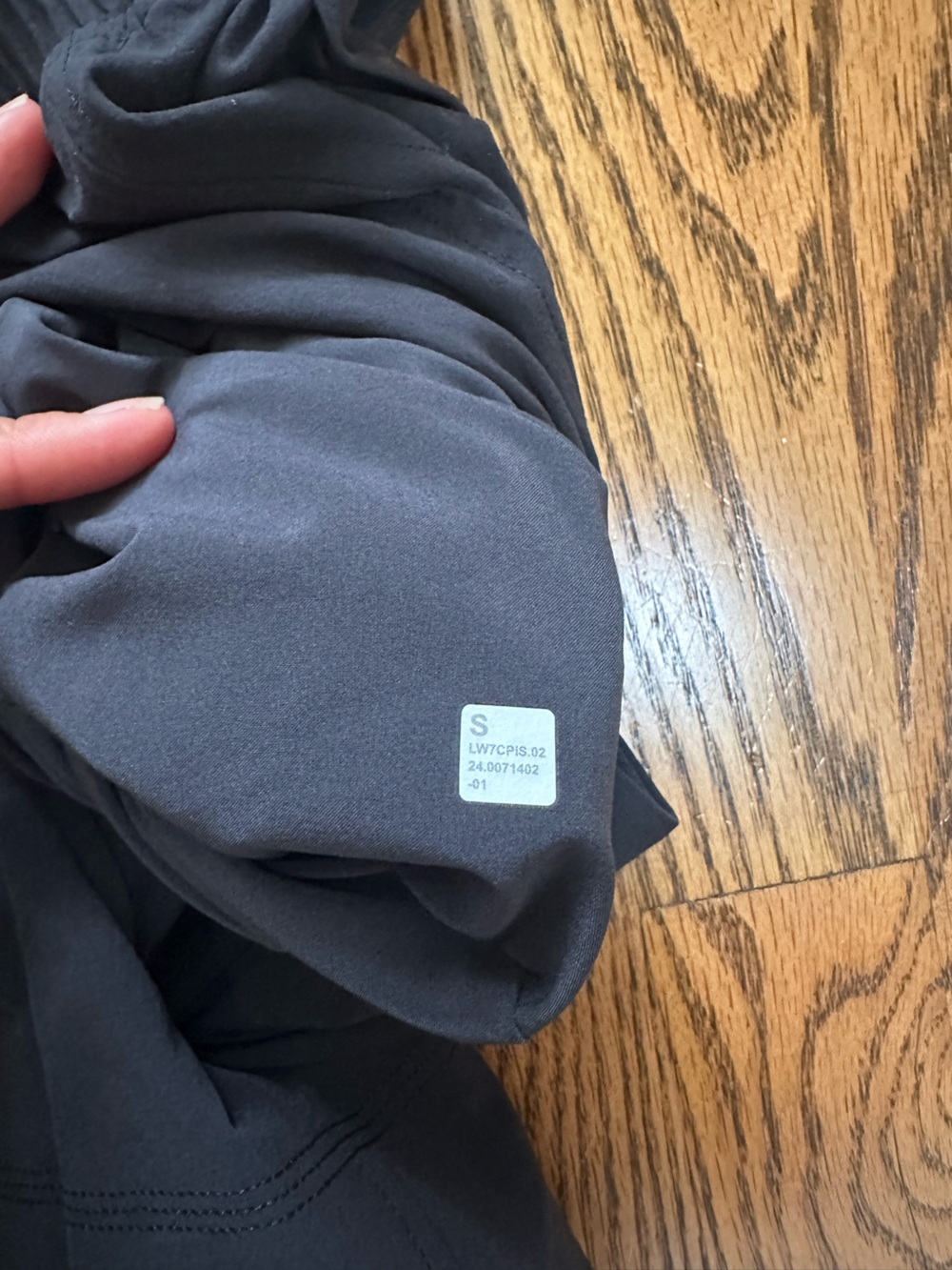 Lululemon Stretch Woven Relaxed-Fit High-Rise Short 4"
Black - Picture 12 of 12